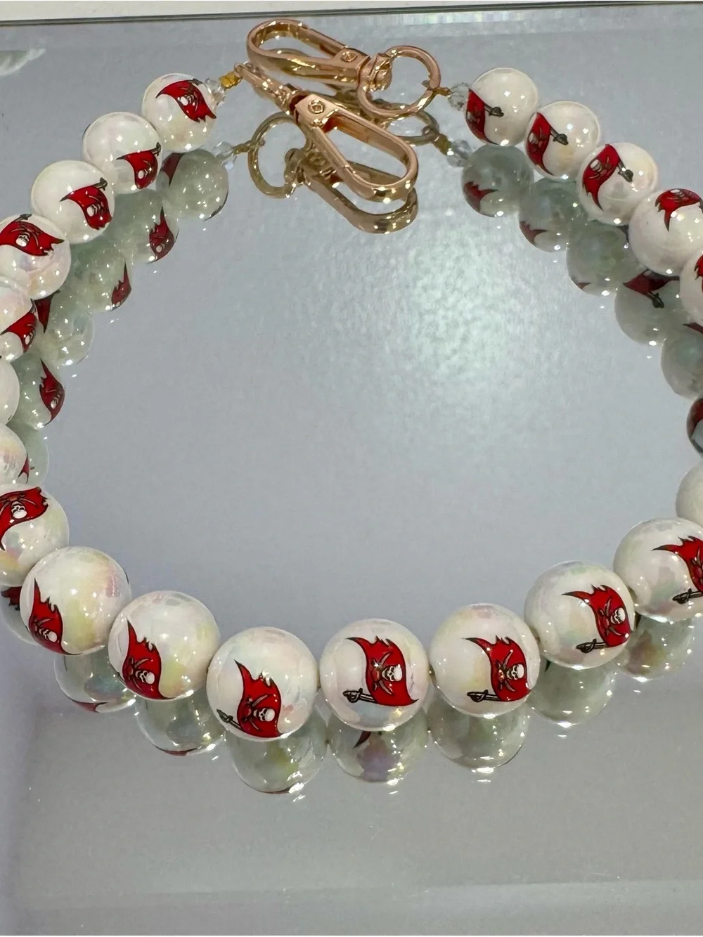 New White Beaded Tampa Bay Bucs Bag Chain 18 inches  and Gold Hardware